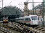 415er ICE-T macht sich aus dem Dresdner Hbf auf den Weg nach Dresden Reick.