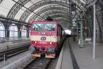 371 003-5 brachte den CNL 459 aus Richtung Leipzig Hbf nach Dresden Hbf, weiter geht´s nach Praha hl.n..