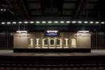 Windgeschtze Wartepltze auf den Fernbahnsteigen des Bahnhofs Dresden-Neustadt.