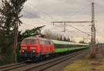 Am 22.03.2021 zog AIX 218 457 einen Flixtrain-Leerzug von Aachen-Rothe Erde nach Düsseldorf-Reisholz durch Düsseldorf-Eller Süd.