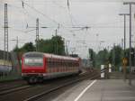 Ein Zug der Linie S6 verlt Dsseldorf Benrath am 23.07.2010