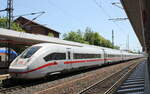 DB 5812 027-1 als ICE 75 von Berlin Hbf (tief) nach Zürich HB, am 30.05.2023 in Eisenach.