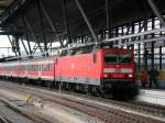 Die RegionalBahn von Eisenach nach Halle (S) legt einen kurzen Halt  in Erfurt Hbf ein. Noch werden die Zge aus By-Wagen gebildet. 18.02.2008