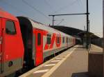 Ein Russian Railways Schlafwagen im EN 452 (Moskva Belorusskaja - Paris Est), am 09.07.2013 in Erfurt Hbf.