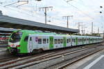 Beim Halt am Essener Hauptbahnhof habe ich Ende August 2022 den Elektrotriebzug 3429 001 bildlich festgehalten.