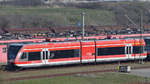 Ein Dieseltriebwagen der Baureihe 646 im Fährhafen Mukran.