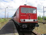 Die LDK 155 191 konnte ich,am 15.Mai 2020,Nachmittag`s noch in Mukran Mitte fotografieren.Am Abend verließ die Lok wieder Mukran Richtung Festland.