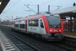 Nachschuss auf einem Intino der Vias bei der Ausfahrt in Richtung Frankfurt HBF am 14.10.13 aus Frankfurt Sd.