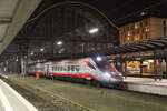 Trenitalia 5610 xxx // Frankfurt (Main) Hbf // 3. Dezember 2021