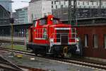 DB Cargo 362 391-5 am 06.01.24 in Frankfurt am Main Hauptbahnhof vom Bahnsteig aus fotografiert