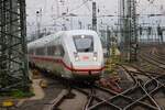 DB Fernverkehr ICE4 (412 xxx) am 06.01.24 in Frankfurt am Main Hauptbahnhof vom Bahnsteig aus fotografiert