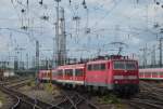 Frankfurt (M) Hbf, am 19.06.10:  Einfahrt des bereitstellenden RE 4615 mit dem Fahrtziel Wrzburg.