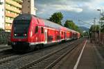 50 80 86-35 065-1 als RE nach Offenburg am Abend des 22.06.13 bei der Durchfahrt in Freiburg-Herdern.