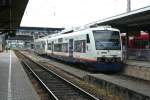 Der frisch revidierte SWEG-VT 502 mit einem weiteren BSB-Triebwagen als BSB 88470 nach Waldkirch am 27.06.13 kurz vor der Abfahrt in Freiburg (Breisgau) Hbf.