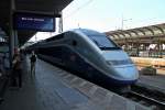 TGV 4714 (310 027-2/310 028-0) am 12.07.2013 auf Gleis 1 des Freiburger Hbf. An diesem Tag wurde die neuen TGv Linie von Paris nach Freiburg vorgestellt.