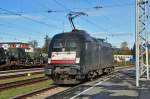 ES 64 U2-074 im Bf Freilassing - 24.04.2012