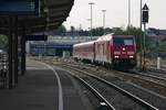 245 036 mit angekuppelten 928/628 530 am 10.09.2018 im Friedrichshafener Stadtbahnhof.