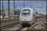 Fürth HBF am 29.10.2023 um 16.11 Uhr. Ein ICE fährt in Richtung Würzburg durch.