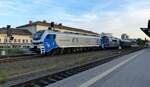 Rail System RP, 9080 2159 234-4 D-RCM, 9180 6151 079-1 D-RPRS mit einem Salonwagen 6180 89-80 054-3 beim pausieren in Gera HBF am 17.9.2023