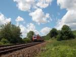 Bei schnem Wetter passierte am 21.7.2012 ein Regionalexpress auf der Fahrt von Gttingen nach Glauchau  den Streckenabschnitt zwischen  Kraftsdorf und Tppeln.