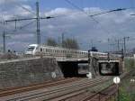 Ein IC aus HH-Altona, passiert auf dem Gterzuggleis,die westliche Einfahrt von Hagen Hbf.