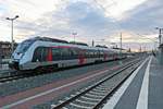 9442 114 (Bombardier Talent 2) von Abellio Rail Mitteldeutschland als RE 74583 (RE18) von Saalfeld(Saale) erreicht seinen Endbahnhof Halle(Saale)Hbf auf Gleis 10 A-C.