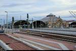 Blick auf die Ostseite von Halle(Saale)Hbf, die nach einer zweijährigen Umbauphase im Dezember 2017 wieder eröffnet wurde.