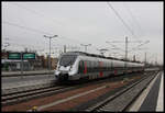 Abellio 9442810 aus Saalfeld fährt hier am 19.12.2018 um 10.34 Uhr in den HBF Halle an der Saale ein.