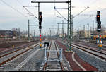 Die neue Westseite in Halle(Saale)Hbf: ein Rundgang (Bild 32)  ***  Am ersten Adventssonntag wurden im Knoten Halle (Saale) die Bahnsteige 4/5 und 6/7 samt neuem Sanitärbereich und denkmalgerecht