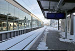 Halle(Saale)Hbf – die neuen Bahnsteige 1 und 2/3    Bahnsteig 1 mit Blick in südliche Richtung.