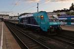 245 207-6 hat am Abend des 2.9.2017 mit dem RE6 (RE11031) von Westerland(Sylt) den Bahnhof Hamburg-Altona erreicht.