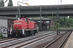 Am Abend des 18.07.2019 fuhr die 296 048-2 als Lokzug aus dem Hamburger Hafen durch den Bahnhof von Hamburg Harburg in Richtung Rangierbahnhof von Maschen.