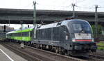 Flixtrain mit dem MRCE Taurus  ES 64 U2-020  [NVR-Nummer: 91 80 6182 520-7 D-DISPO] Richtung Köln bei der Ausfahrt Bf.