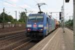 Am 13.08.2014 fuhr 152 134-3  Albatros Express  mit einem Containerzug durch Hamburg Harburg gen Norden.