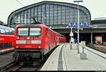 112 144-1 von DB Regio Schleswig-Holstein (DB Regio Nord) als verspäteter RE 21870  Hanse-Express  (RE1) von Büchen steht im Endbahnhof Hamburg Hbf auf Gleis 6 A-C.