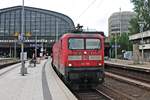 Am Abend des 06.07.2019 stand die Kieler 112 159 mit ihrer RB 81 (Hamburg Hbf - Bargteheide) auf Gleis 5 im Startbahnhof und wartete dort auf ihre Abfahrt.