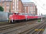 363 425-0 zieht 218 xxx-x mit einer N- Wagengarnitur aus dem Abstellbahnhof in den Hbf. Hamburg 28.08.08.