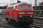 Hier 218 307-7, bei der Einfahrt am 11.10.2011 in Hamburg Hbf.