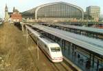 401 xxx als ICE 77  Seppl Herberger  (Hamburg–Zrich) am 27.02.2000 in Hamburg Hbf