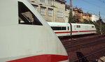 Rendevous zweier 401 im Hamburger Hauptbahnhof Ende Mai 2011