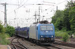 Crossrail 185 527 mit neuen Ford-PKWs am 9.