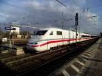 Ein ICE 1 (BR401) in Hanau Hbf am 09.02.13