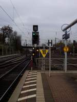 Audfahrtsignal in Hanau Hbf steht am 25.11.13 auf Hp 2