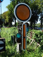 Ein kleines Vorsignal am 16.08.16 in Hanau Hbf vom Bahnsteig aus fotografiert