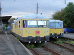 DB Netz 726 004-5 und 725 002-0 am 04.10.16 in Hanau Hbf