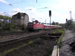 Eine RegionalBahn (Lok BR 143) nach Kassel Hbf in Hann Mnden.