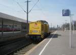 Hier 203 305-8, bei der Durchfahrt am 7.4.2010 durch Hannover Hbf in Richtung Minden(Westf).