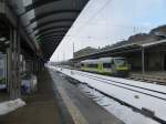 Ein Agilis Triebwagen steht am 20.02.13 im Hofer HBF zur Abfahrt nach Kirchenlaibach bereit.