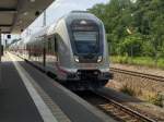 Doppelstockwagen-IC wartet im Bahnhof Jüterbog am 07.08.2014 (Probefahrt)