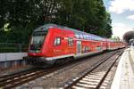 RE72 (RE21925) von Flensburg nach Kiel Hauptbahnhof erreicht am 17.6.2017 das Ziel der Fahrt. Zuglok war 218 329-1.